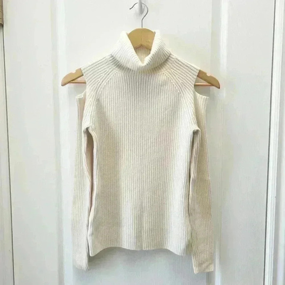 Theory Jemliss Cold Shoulder Ribbed  Wool Turtleneck Sweater Ivory Cream Small - Picture 8 of 16